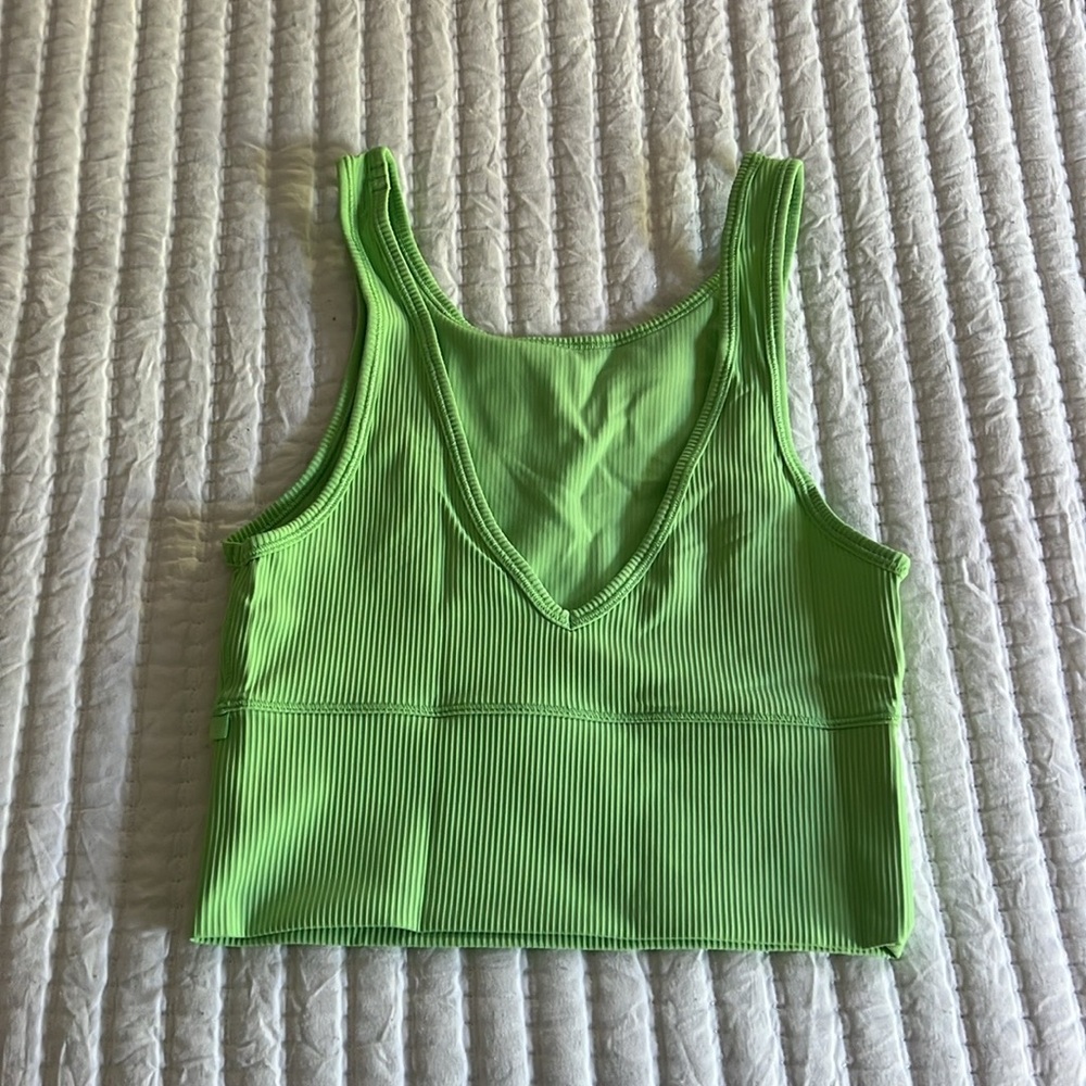 lululemon power pivot tank green 💚💚